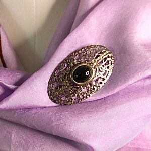 Vintage 70s Silver Filigree Black Oval Gem Metal Brooch Scarf Dress Coat Clip